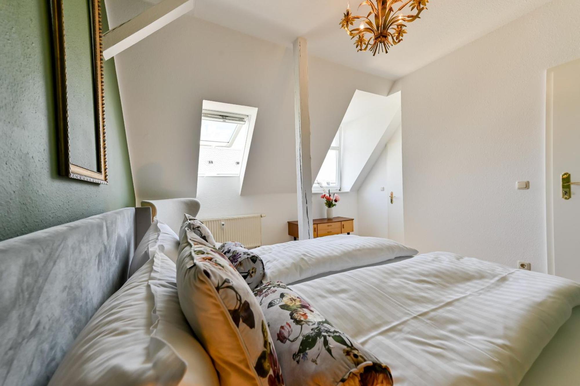 Apartamento Premium Quartier Clara , Karl Und Fritz Auf Dem Kassberg Mit Eigenem Stellplatz Chemnitz Habitación foto