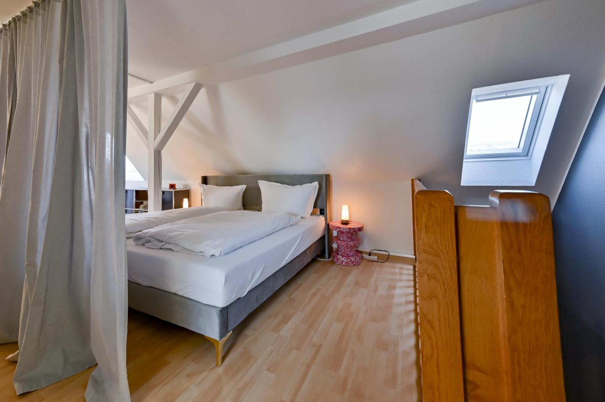 Apartamento Premium Quartier Clara , Karl Und Fritz Auf Dem Kassberg Mit Eigenem Stellplatz Chemnitz Habitación foto